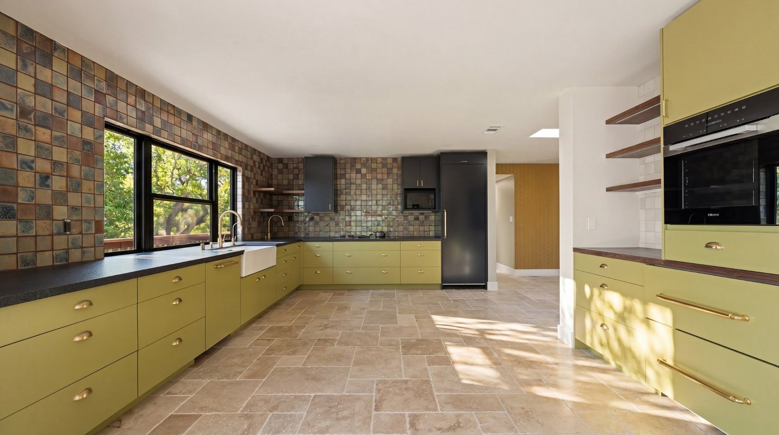 Farmhouse sink and travertine