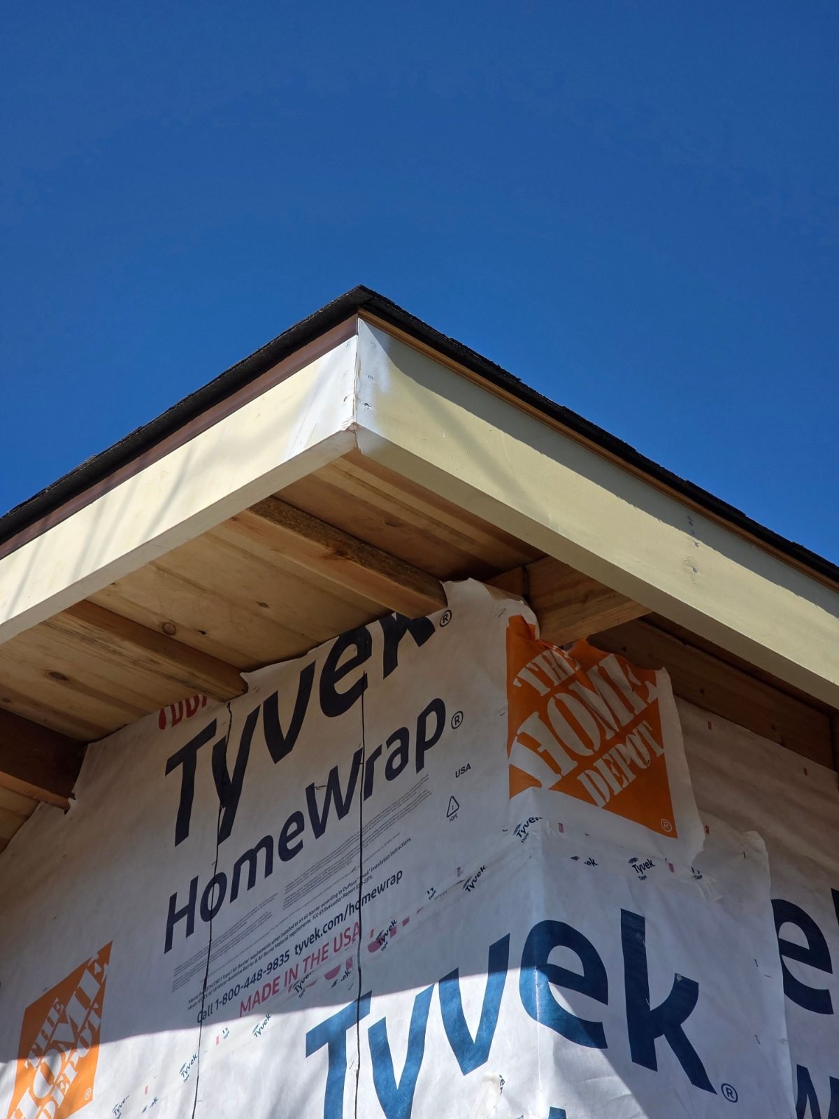 Roof eave framing